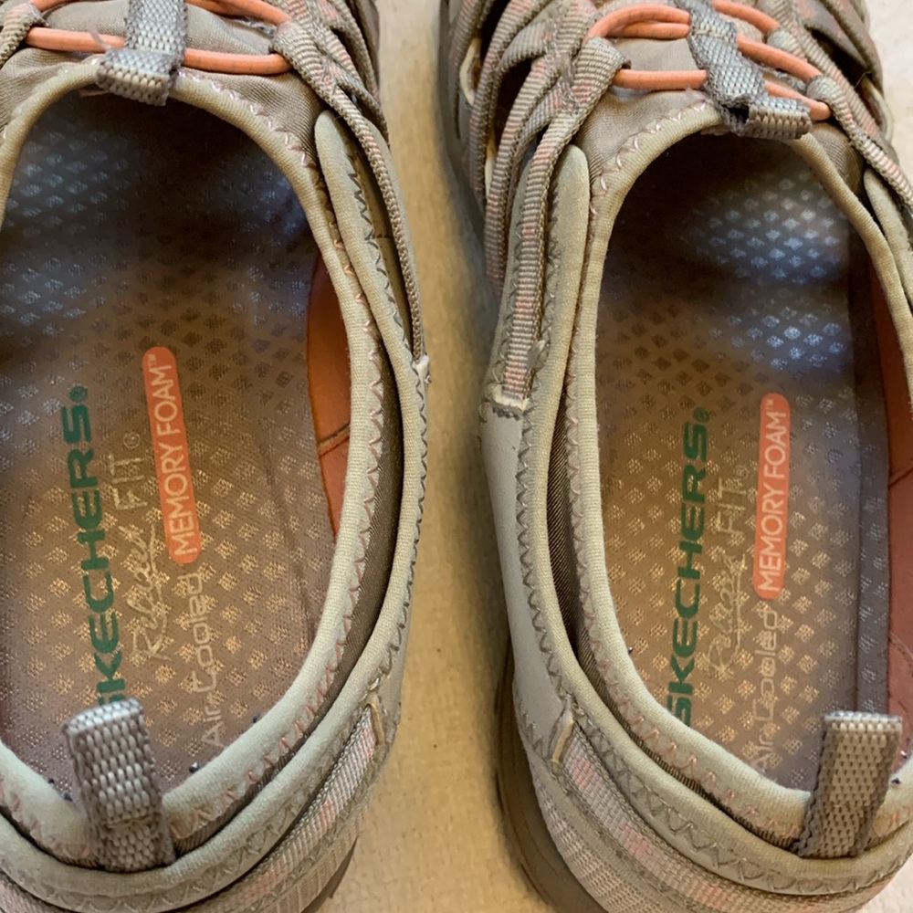 Skechers relaxed fit, air cooled, memory foam, tennis shoes, sneakers size 7 - Picture 5 of 10